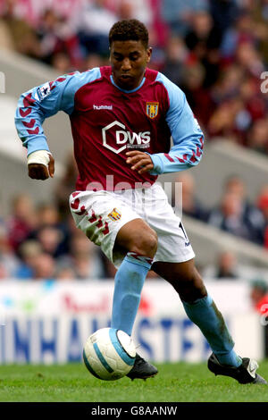 Calcio - fa Barclays Premiership - Aston Villa / Bolton Wanderers - Villa Park. Ulises De la Cruz, Aston Villa Foto Stock