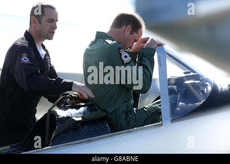 Il duca di Cambridge visite Coningsby RAF Foto Stock