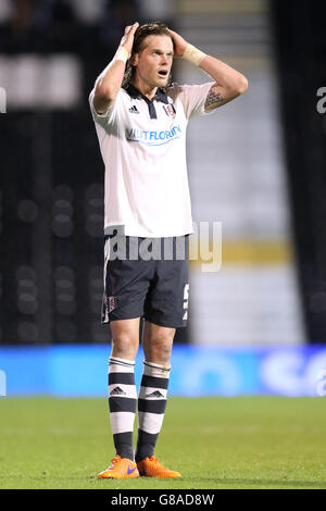 Calcio - Capital One Cup - Third Round - Fulham v Stoke City - Craven Cottage. Richard Stearman di Fulham Foto Stock