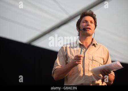 Radio Times Festival 2015. Steve Leonard parla al pubblico Foto Stock