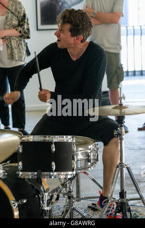 Jazz drum battle, danese batterista jazz Stefan Pasborg Foto Stock