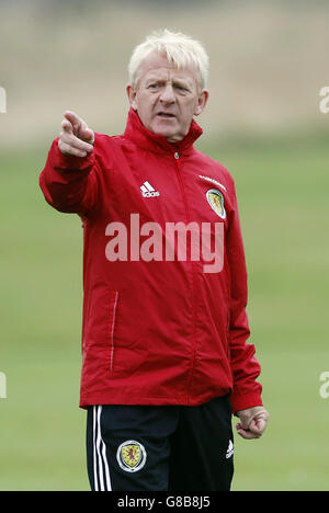 Calcio - UEFA Euro 2016 - Qualifiche - Scotland Training - Mar Hall Hotel. Scozia Manager Gordon Strachan durante una sessione di formazione al Mar Hall Hotel di Glasgow. Foto Stock