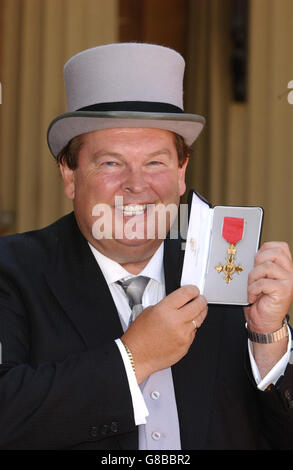 Investiture - Buckingham Palace Foto Stock