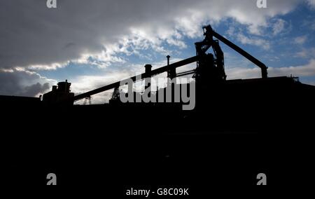 Una visione generale della SSI Steelworks a Redcar, dove gli ultimi turni si stanno svolgendo in quello che è stato chiamato 'l'uccisione di acciaio fare sul Teesside'. Foto Stock