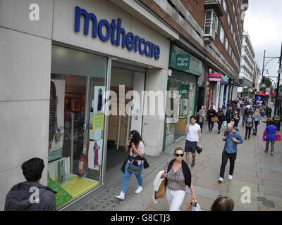 I Mothercare negozio di vendita al dettaglio Oxford Street London Foto Stock