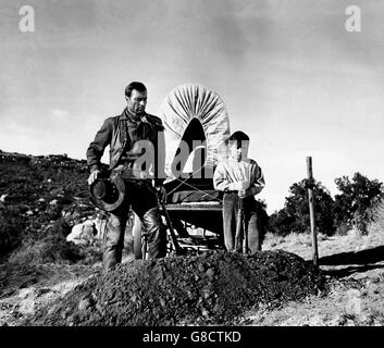 Pistola duello a Durango, aka: Die Würfel sind gefallen, USA 1957, Regie: Sidney Salkow, Darsteller: George Montgomery (links), Bobby Clark Foto Stock