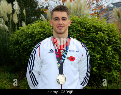 Max Whitlock della Gran Bretagna durante una fotocellula a MediaUK, Salford. Foto Stock