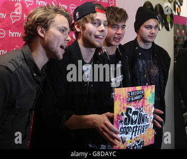 5SOS album sessione di firma - Glasgow Foto Stock