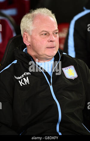 Calcio - Capital One Cup - Fourth Round - Southampton / Aston Villa. Kevin MacDonald, direttore della carriera di Aston Villa Foto Stock