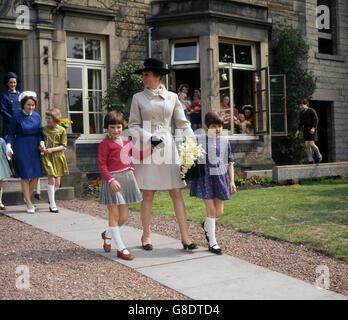 Royalty - La Regina - Canongate Manse, Royal Mile di Edimburgo Foto Stock