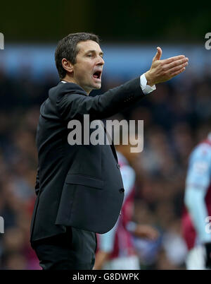 Calcio - Barclays Premier League - Aston Villa v Manchester City - Villa Park. Remi Garde, direttore di Aston Villa Foto Stock