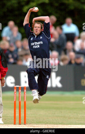 Cricket - Twenty20 Cup - Kent Spitfire v Middlesex Crusaders - St Lawrence Ground. Alan Richardson, Crociati Middlesex Foto Stock