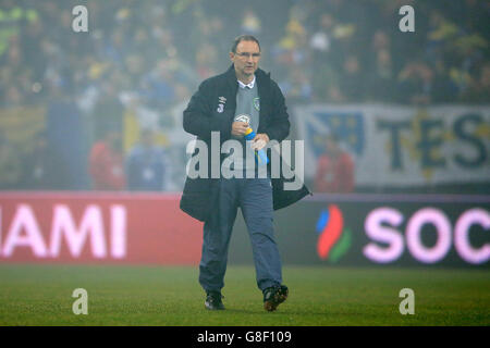 La Bosnia e Erzegovina v Repubblica di Irlanda - UEFA EURO 2016 Qualifiche - Play-off - Prima tappa - Stadion Bilino Polje Foto Stock