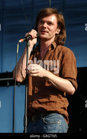 Concerto REM - Hyde Park. Idlewild si esibiscono come azione di supporto. Foto Stock