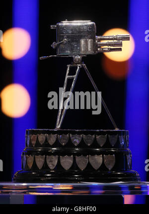 Una panoramica del trofeo Sports Personality of the Year 2015 alla SSE Arena di Belfast. Foto Stock