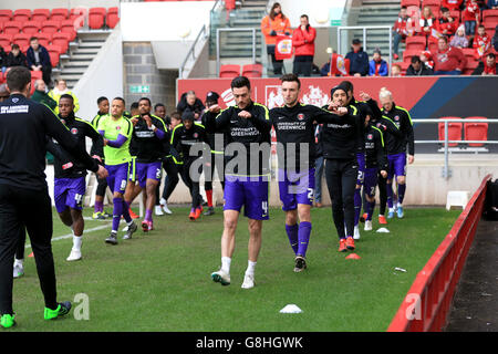 Bristol City / Charlton Athletic - Campionato Sky Bet - Ashton Gate. Charlton Athletic giocatori durante il riscaldamento Foto Stock