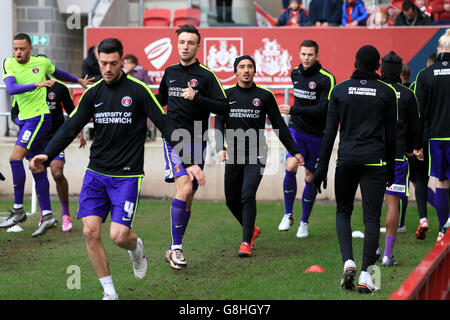 Bristol City / Charlton Athletic - Campionato Sky Bet - Ashton Gate. Charlton Athletic giocatori durante il riscaldamento Foto Stock