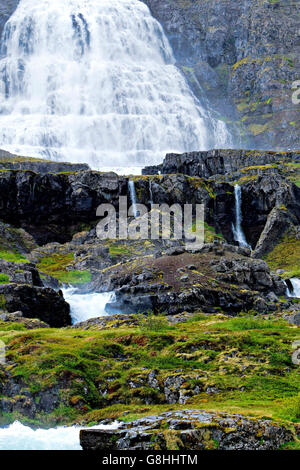 Cascate Dynjandi (noto anche come Fjallfoss), Westfjords, Islanda, l'Europa. Foto Stock