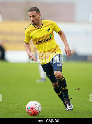 Oxford United's Kemar Roofe durante la Emirates fa Cup, terza partita al Kassam Stadium di Oxford. Foto Stock