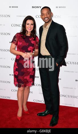 Will Smith e Susanna Reid (a sinistra) assistono ad una proiezione del nuovo film Confussion all'Ham Yard Hotel di Londra. Foto Stock