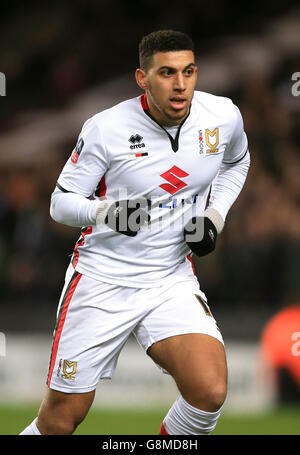 Milton Keynes Dons / Chelsea - Emirates fa Cup - Fourth Round - Stadium:MK. Daniel Powell, Milton Keynes Dons Foto Stock