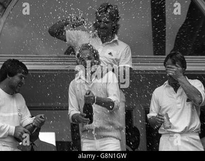 Cricket - le ceneri - Cornhill Insurance sesta prova - Inghilterra v Australia - l'Ovale Foto Stock