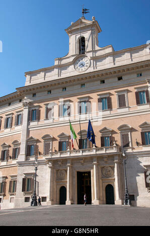 Italiano il palazzo del Parlamento, il Palazzo di Montecitorio a Roma, Lazio, l'Italia, Europa Foto Stock