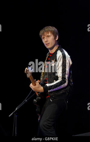 V Festival - Parco delle terre. Franz Ferdinand si esibisce sul V Stage. Foto Stock