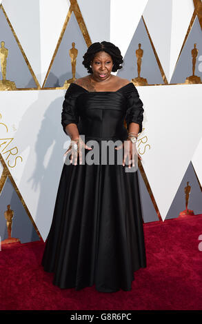 Whoopi Goldberg arriva all'ottantottantesimo Academy Awards tenutosi al Dolby Theatre di Hollywood, Los Angeles, CA, USA, 28 febbraio 2016. Foto Stock