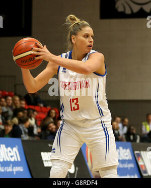 Great Britain Women / Montenegro Women - EuroBasket Women 2017 - Qualifying Group C - Belle Vue Leisure Centre. Johanna Leedham, Gran Bretagna Foto Stock