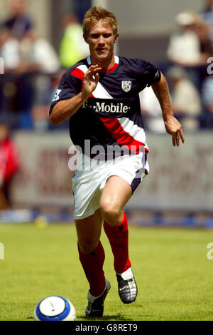 Calcio - amichevole - Telford United v West Bromwich Albion - New Bucks Head. Martin Albrechtsen, West Bromwich Albion Foto Stock