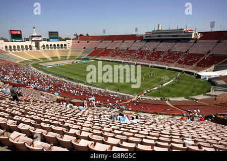 Calcio - CONCACAF Gold Cup 2005 - Gruppo C - Giamaica contro Sud Africa - Los Angeles Memorial Coliseum. Una vista generale del Los Angeles Memorial Coliseum Foto Stock