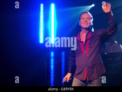 SHOWBIZ Simple Minds 5 Foto Stock