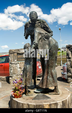 Irlanda, Co Sligo Sligo, pesce Quay, la carestia, la famiglia dello scultore Niall Bruton Foto Stock