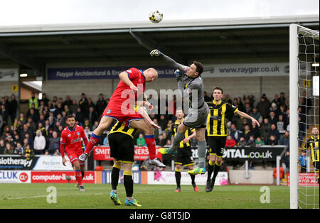 Burton Albion v Oldham Athletic - Cielo lega Bet One - Pirelli Stadium Foto Stock