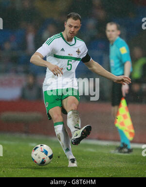 Jonny Evans dell'Irlanda del Nord durante l'International friendly al Cardiff City Stadium, Cardiff. Foto Stock