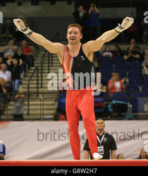 Daniel Purvis dopo aver completato la sua routine sugli anelli durante il Campionato britannico di ginnastica artistica 2016 all'Echo Arena, Liverpool. PREMERE ASSOCIAZIONE foto. Data immagine: Sabato 9 aprile 2016. Vedere PA storia GINNASTICA Liverpool. Il credito fotografico dovrebbe essere: Nigel French/PA Wire. Foto Stock