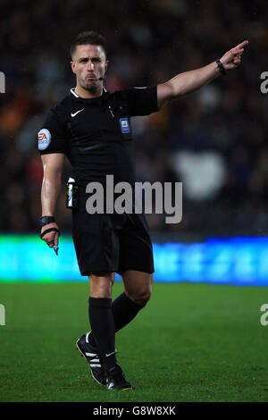 Hull City / Wolverhampton Wanderers - Campionato Sky Bet - Stadio KC. Incontro arbitro James Adcock Foto Stock