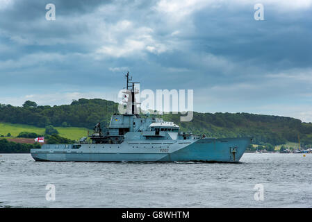 HMS Severn, P282, un fiume offshore classe nave pattuglia, sul fiume Tamar off Devonport, Plymouth Devon Foto Stock