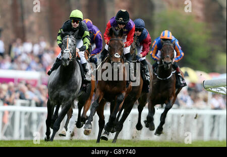 Chester Races - Giorno 3 - Città Boodles giorno - Boodles Festival di Maggio Foto Stock