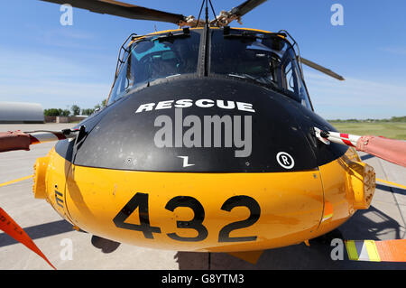 Trenton, Ontario, Canada. 16 Giugno, 2016. Una ricerca e soccorso CH-160 Griffon elicottero è pronta sull'asfalto alla CFB Trenton, a Trenton, Ont., il 16 giugno 2016. © Lars Hagberg/ZUMA filo/Alamy Live News Foto Stock