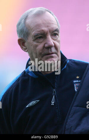 Calcio - amichevole - Argentina v Inghilterra - Inghilterra formazione - Stade de Geneve. Tord Grip dell'Inghilterra Foto Stock