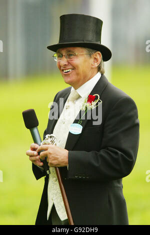 Corse ippiche - Royal Ascot a York - Gold Cup Day - Ippodromo di York. Willie Carson Foto Stock