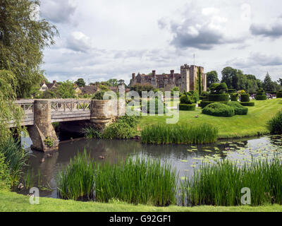 Vista del castello di Hever e motivi di Hever Kent Foto Stock