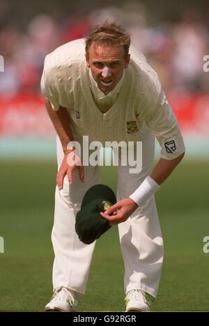 Cricket - Trofeo Texaco - terza Giornata Internazionale - Inghilterra / Sud Africa. Allan Donald, Sudafrica. Foto Stock