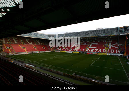 Calcio - Coppa del mondo FIFA 2006 stadi - Fritz Walter Stadion - Kaiserslautern. Vista generale dello stadio Fritz Walter Foto Stock