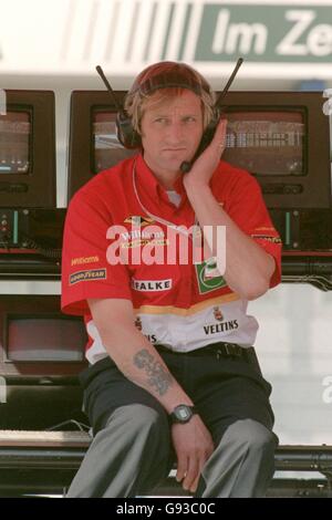 Formula uno Motor Racing - Gran Premio di Germania - Practice. Dickie Stanford, team manager Williams Foto Stock