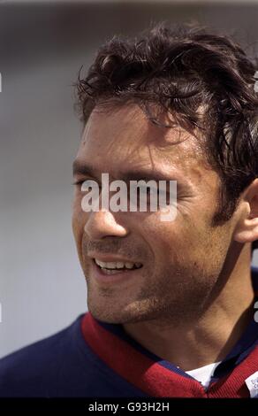 Cricket - Fifth Cornhill Test - Inghilterra / Sud Africa - Headingley - England Nets. Mark Ramprakash, Inghilterra Foto Stock