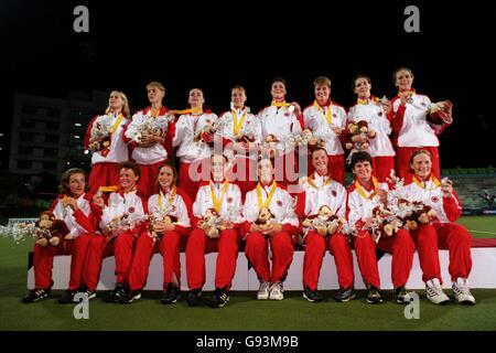 Donna Hockey - XVI Giochi del Commonwealth - Kuala Lumpur, Malesia - finale - Australia - Inghilterra Foto Stock