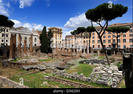 Roma, Italia. Largo di Torre Argentina. Foto di Paolo Heyes, Mercoledì 01 Giugno, 2016. Roma, Italia. Foto di Paolo Heyes, me Foto Stock